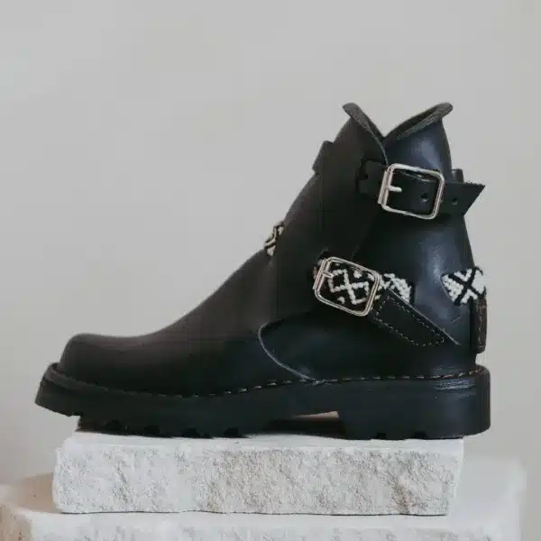 Black Macramé Straps 39€ / R650